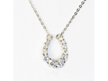 PENDENTIF EN FORME DE FER A CHEVAL STRASS